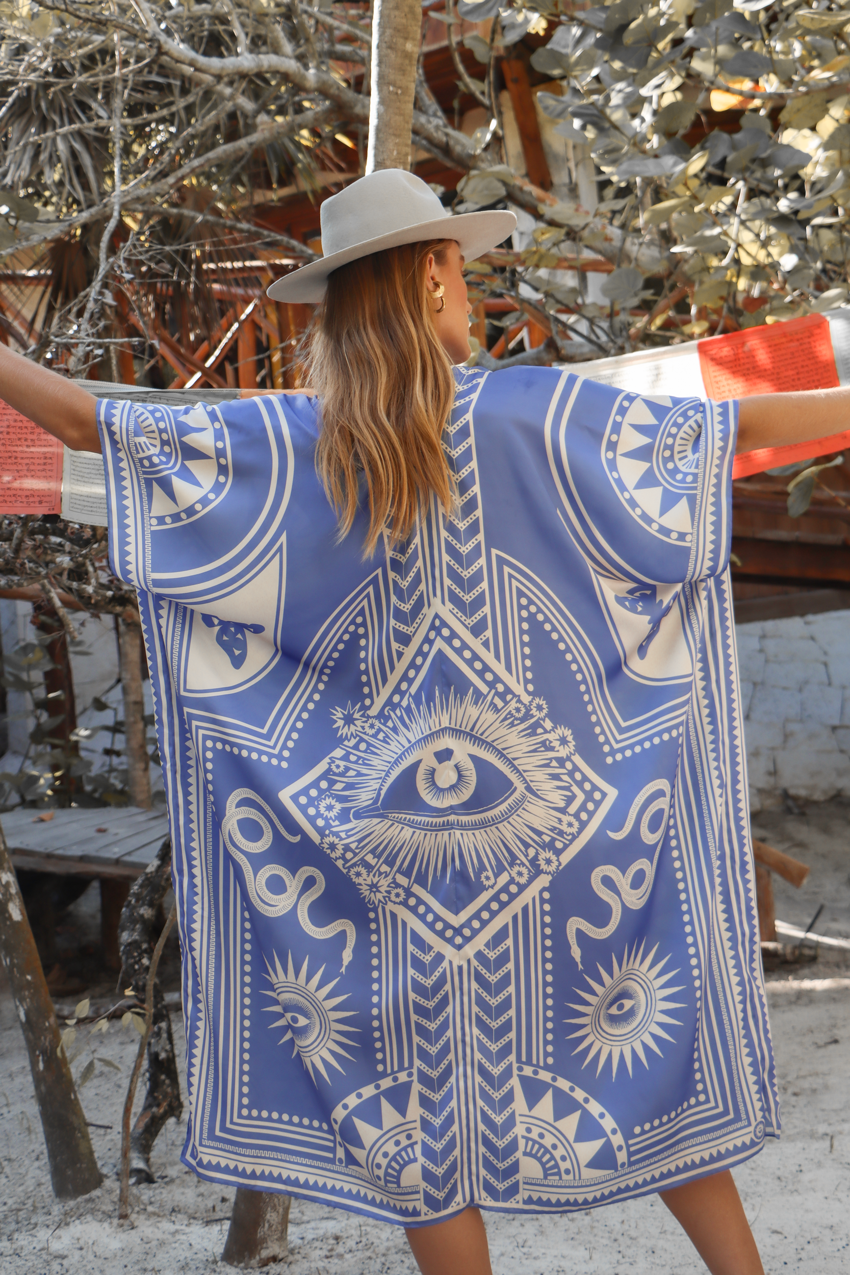 Kimono Nazar, Cielo