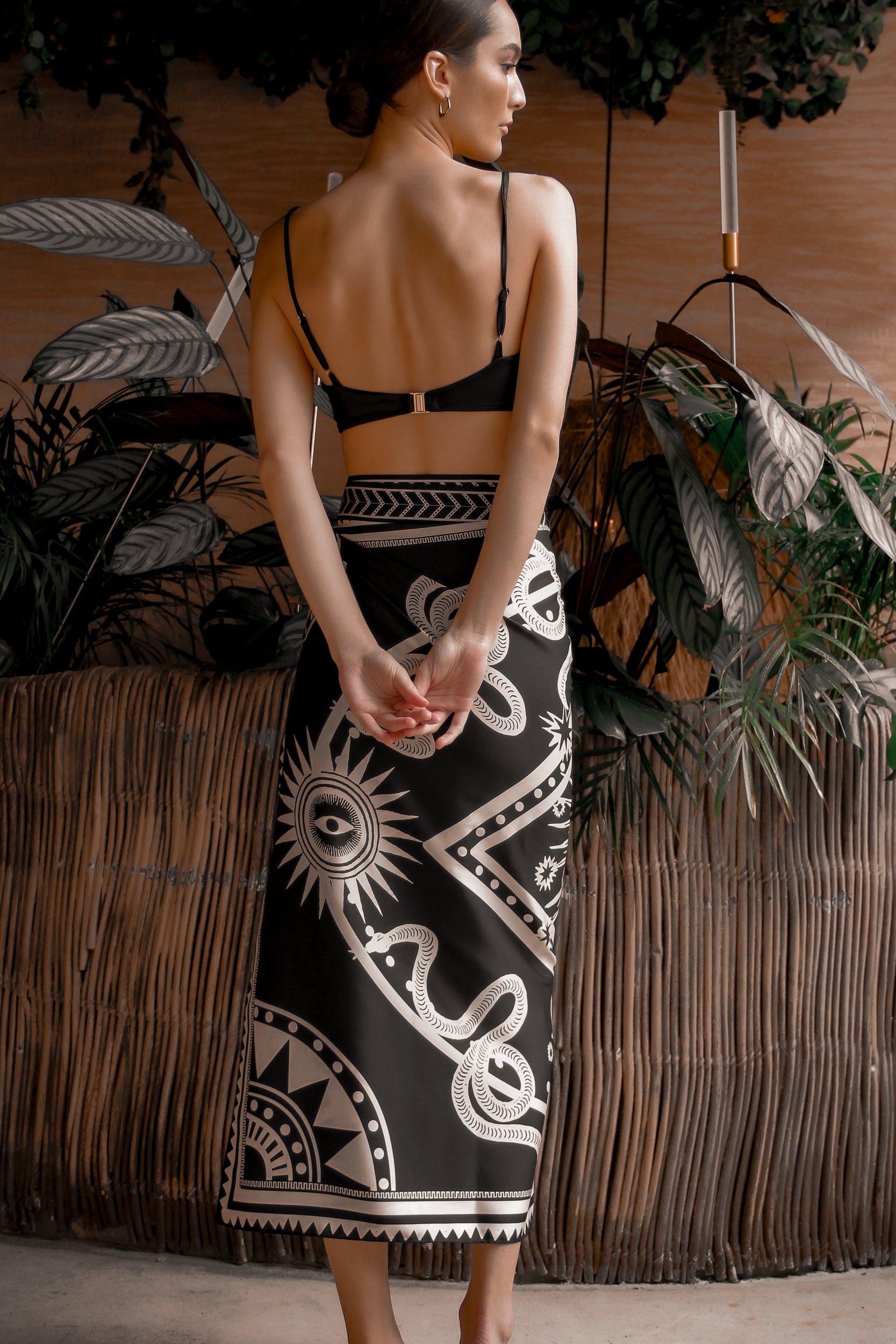 Sari Nazar, Negro / Vestido - Falda