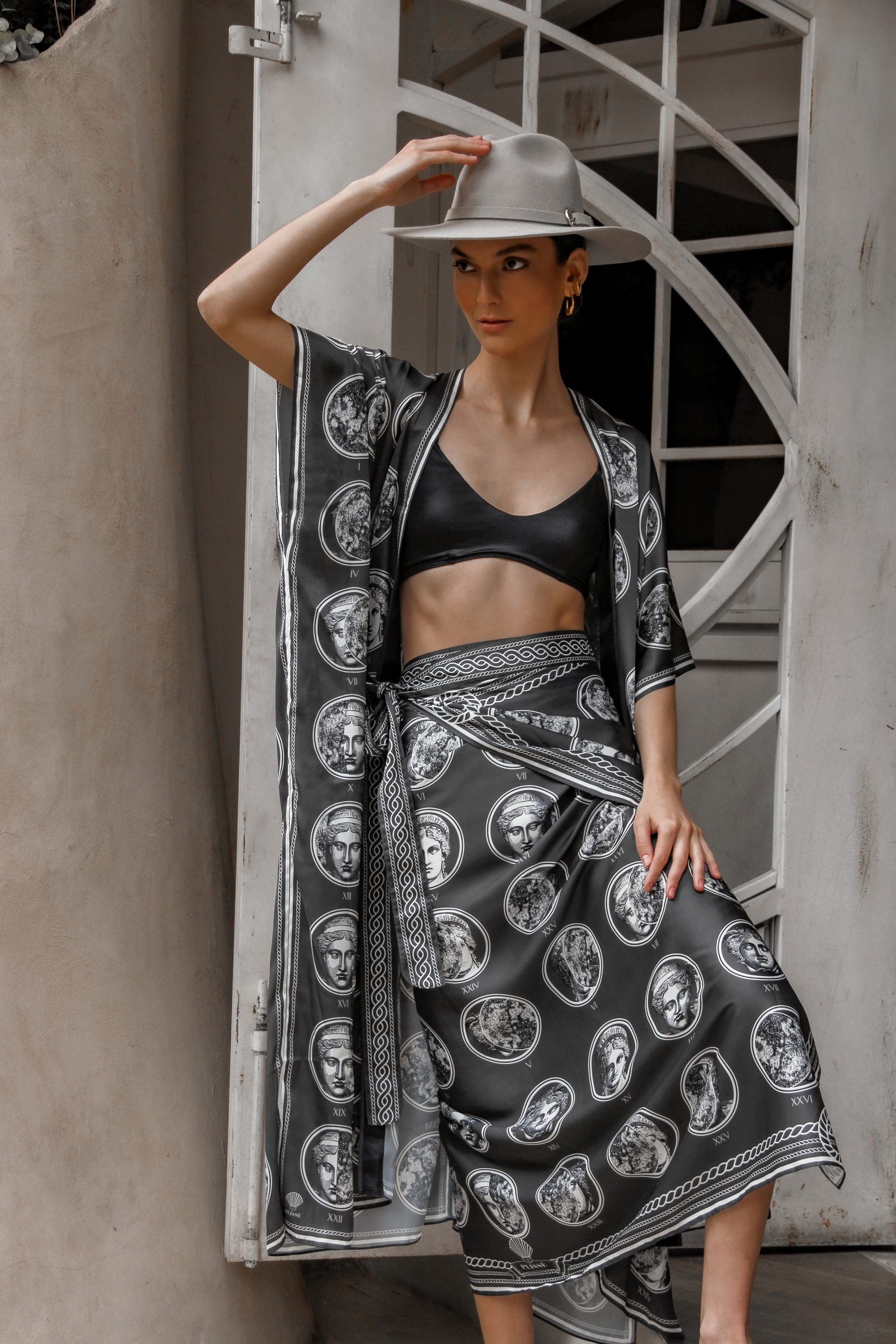 Kimono Luna Nueva, Gris Plata