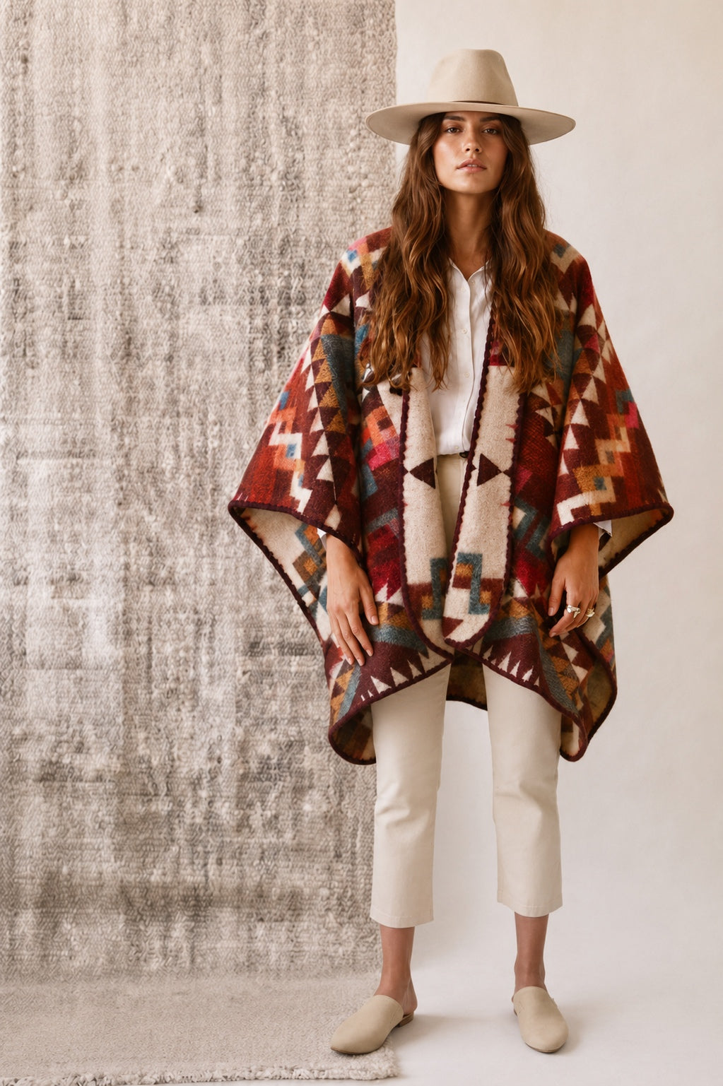 Poncho Étnico, Rojo