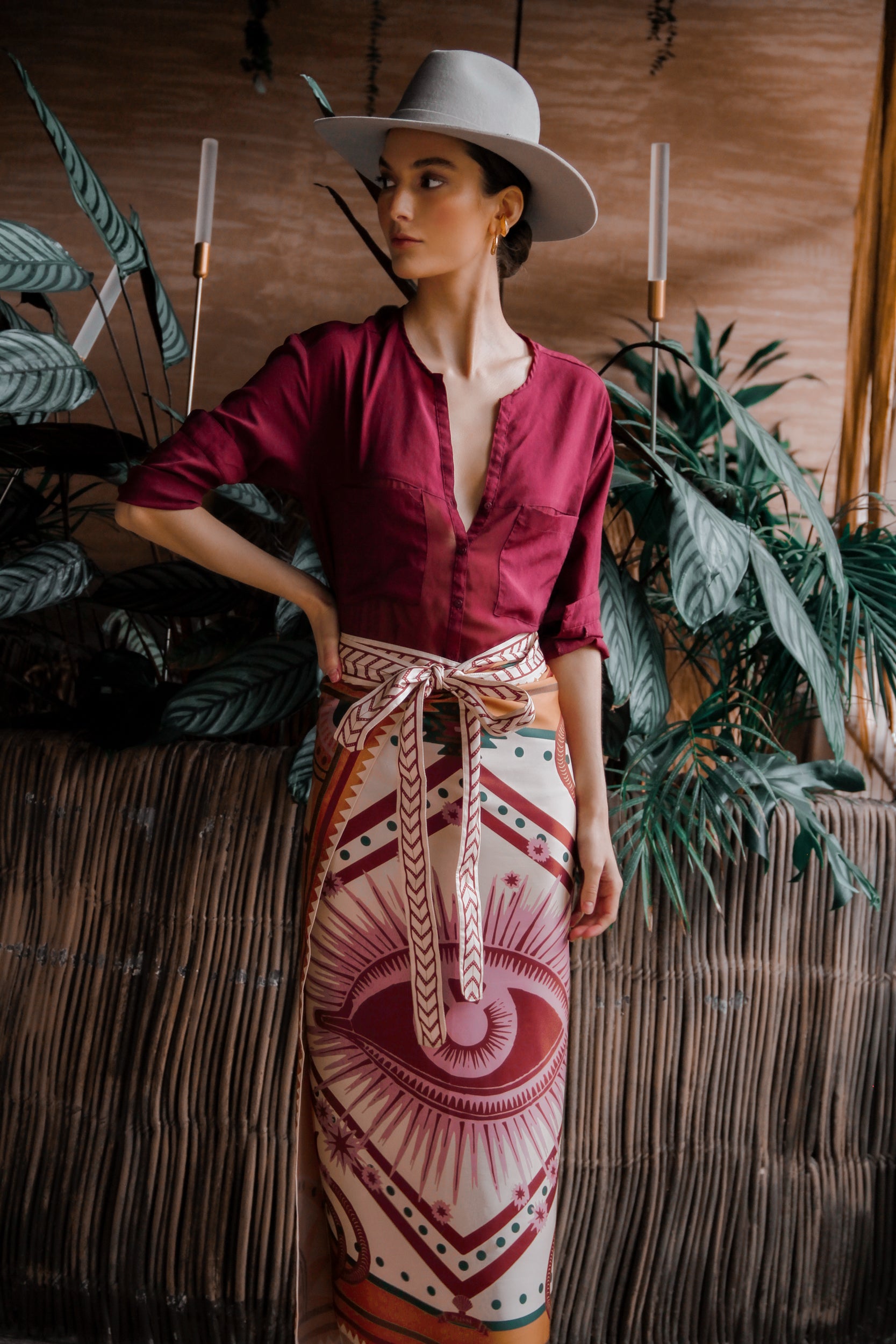 Sari Nazar, Crema / Vestido - Falda
