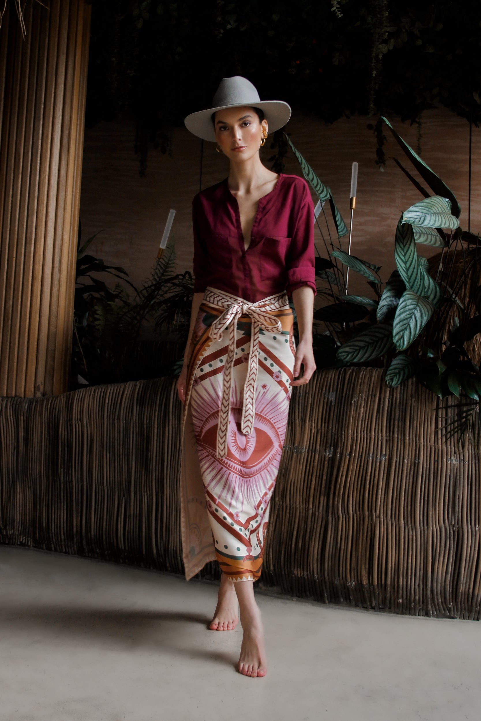 Sari Nazar, Crema / Vestido - Falda