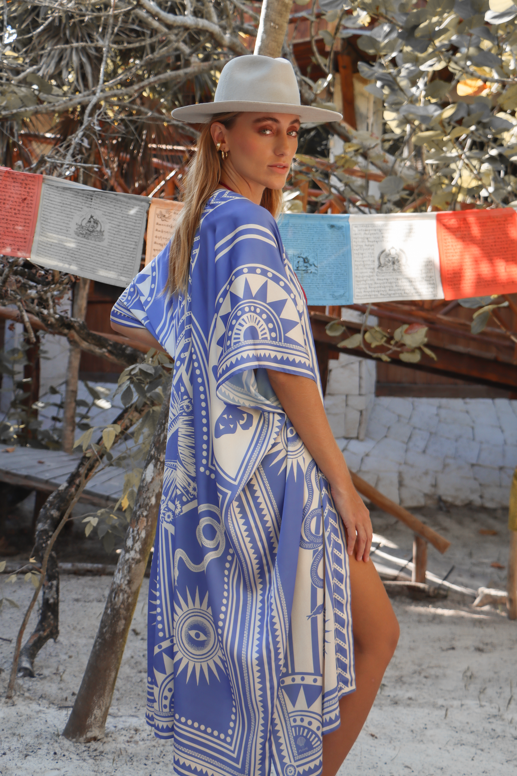 Kimono Nazar, Cielo