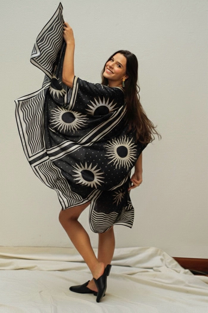 Kimono Soles, Blanco y Negro