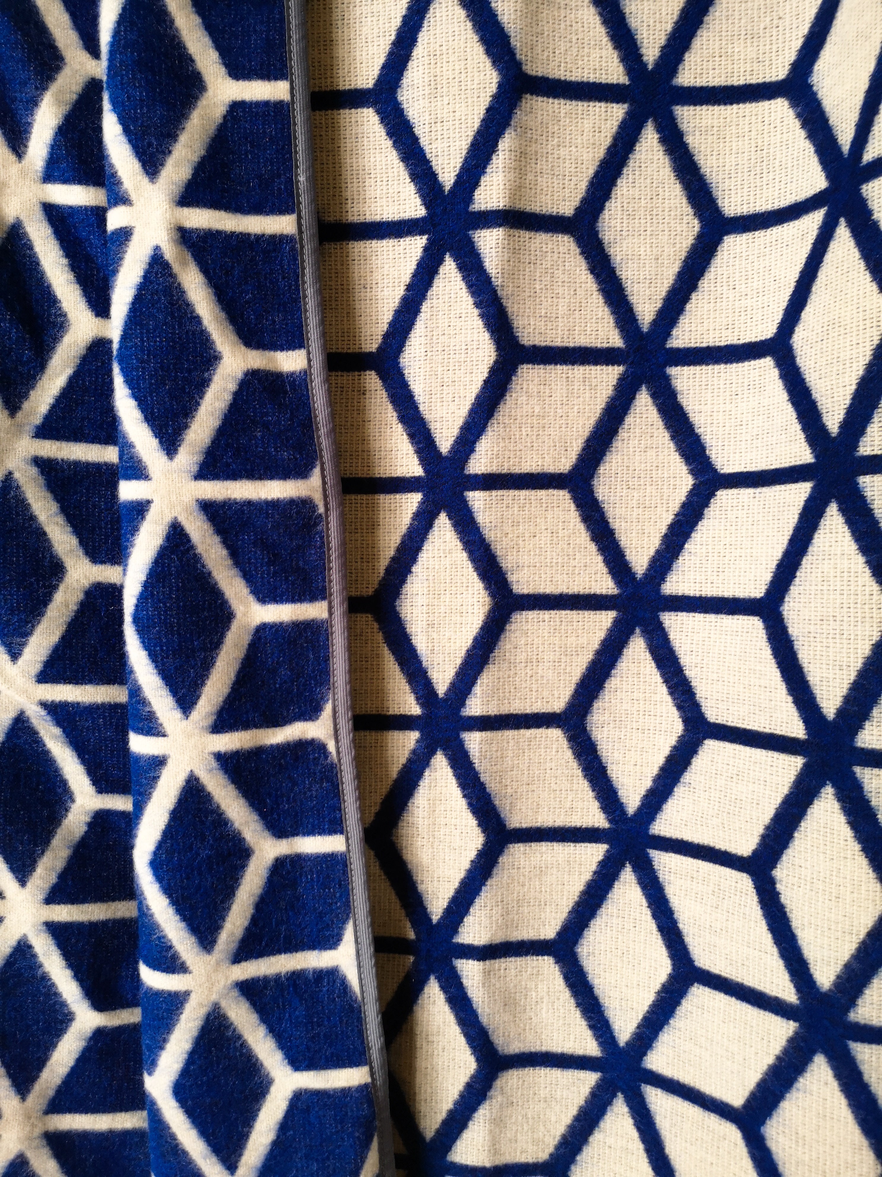 Manta Cubos - Azul.