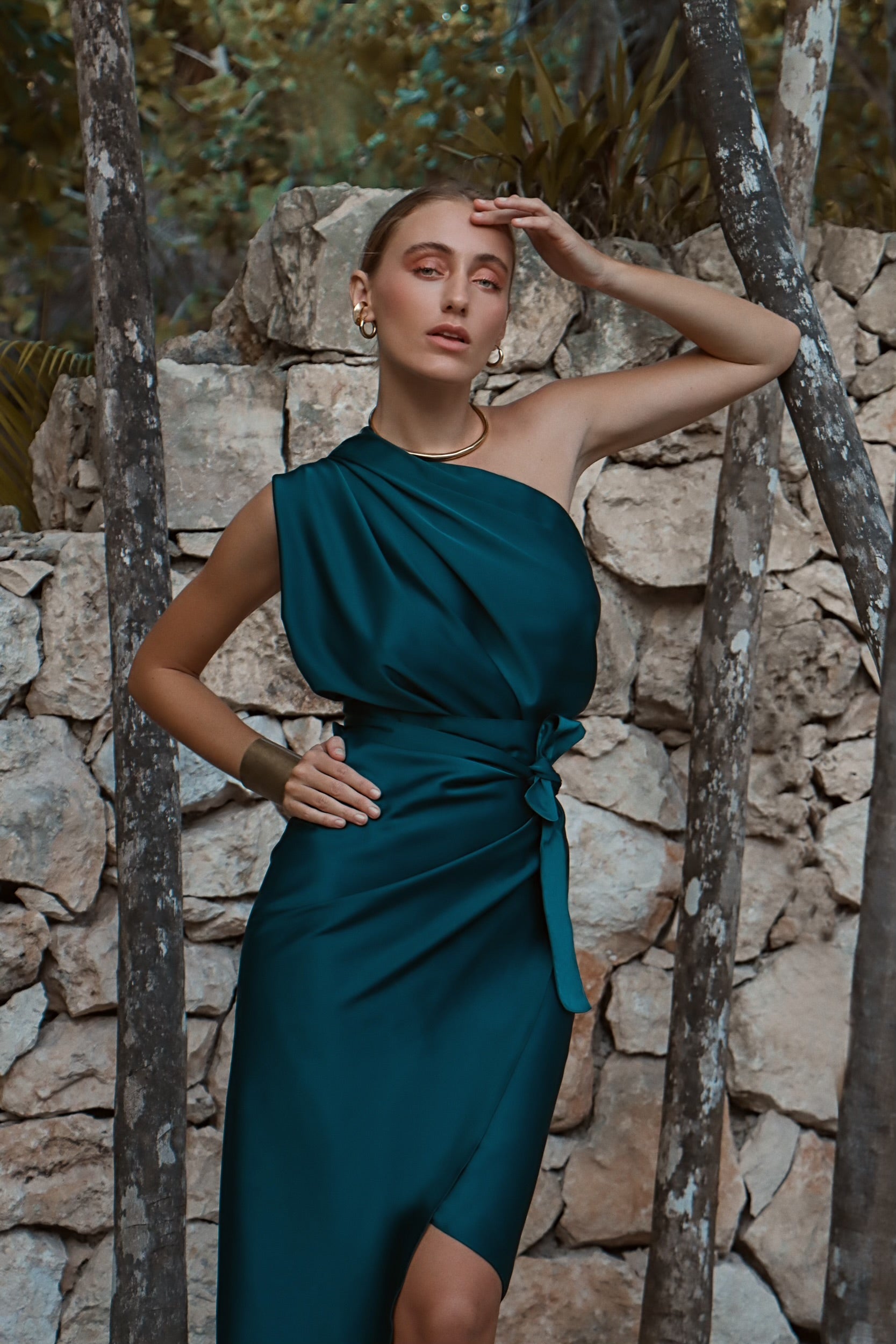 Sari Equinoccio, Verde Esmeralda / Vestido - Falda