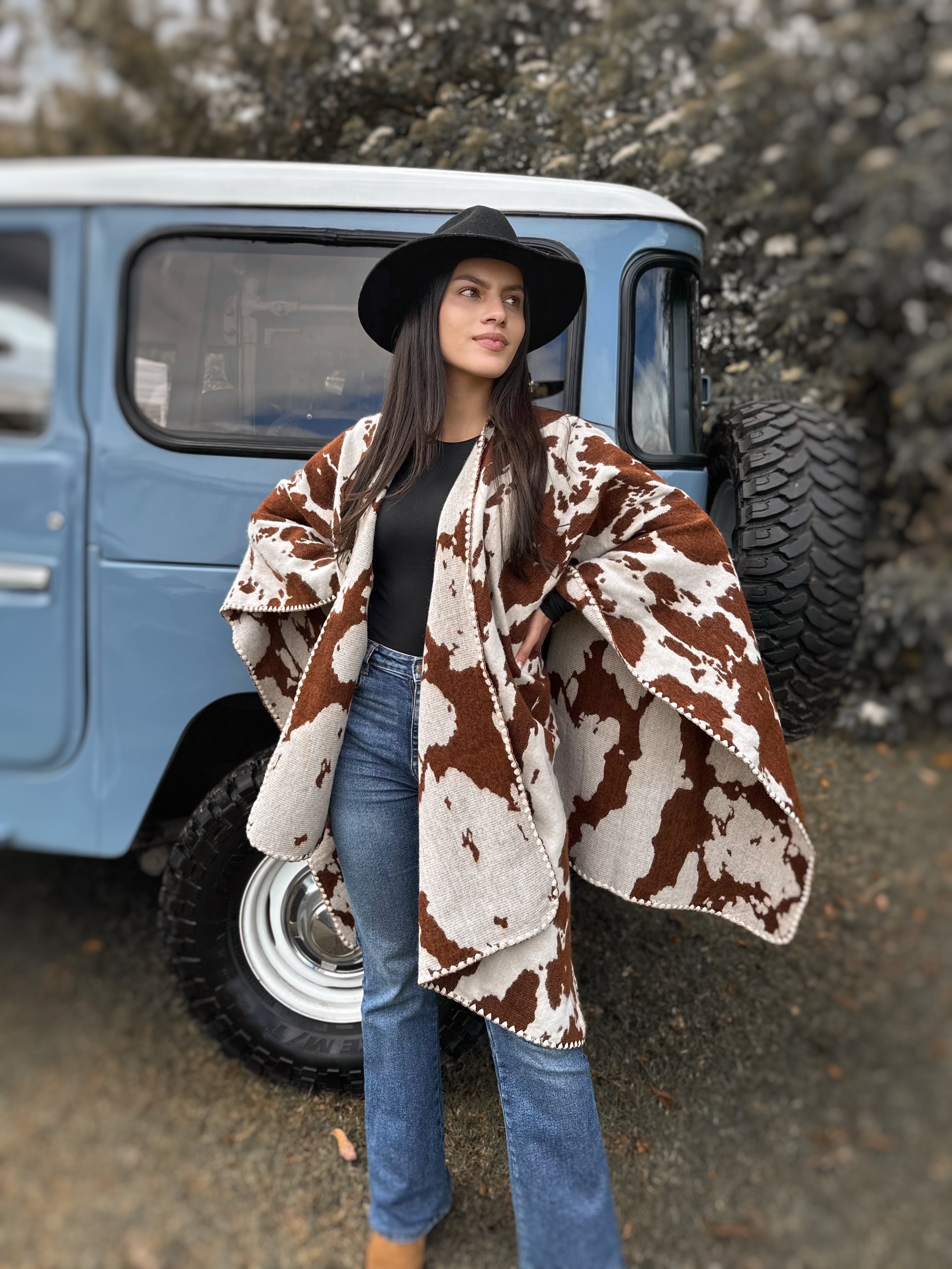Poncho Rodeo, Cafe
